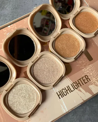 Iluminador Pink21 JOY – Glow Suave & Luminoso Con espejo