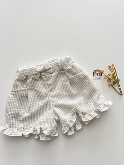 Short Camelia
