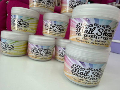 POLVO PARA ESCULPIDO DE UÑAS ACRILICAS .