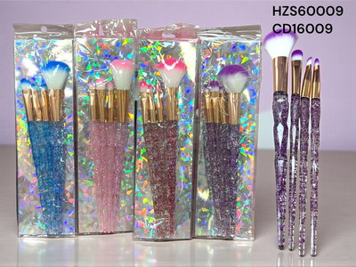 BROCHAS CON GLITTERS. 