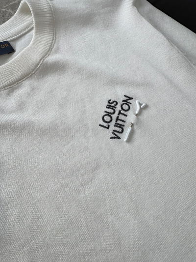 LV T-SHIRT KNIT WITH PIN