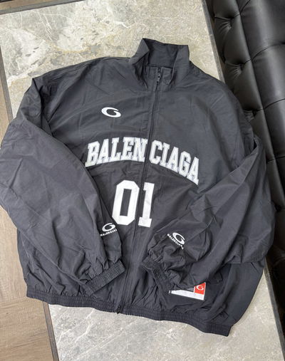 BB OVERSIZED WINDBREAKER JACKET