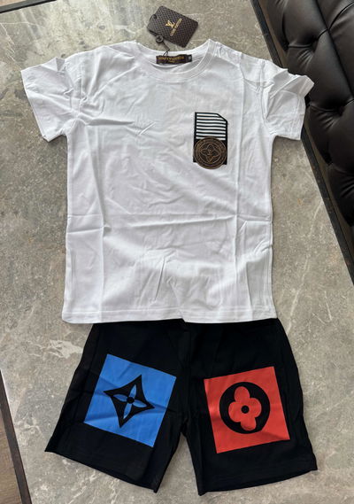LV SHORT-SLEEVED T-SHIRT AND SHORT SET
