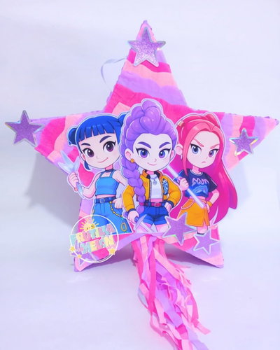 PIÑATA HUNTRIX ESTRELLA ⭐