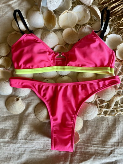 Bikini fucsia 