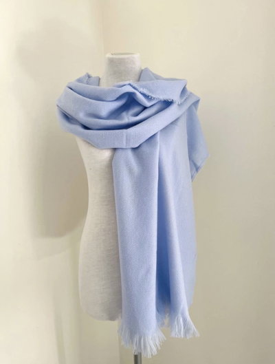Bufanda Celeste pastel 