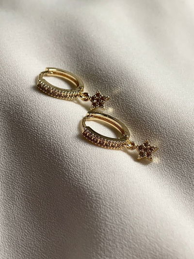 argollitas con dije de estrella