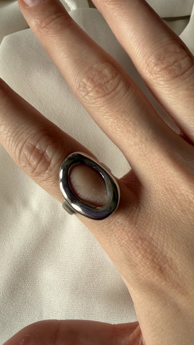 Anillo ovalado 