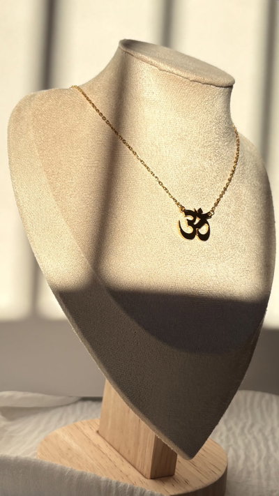 Collar om