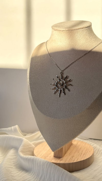 Collar Sol silver