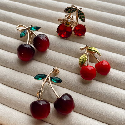 Prendedores Cereza Grande