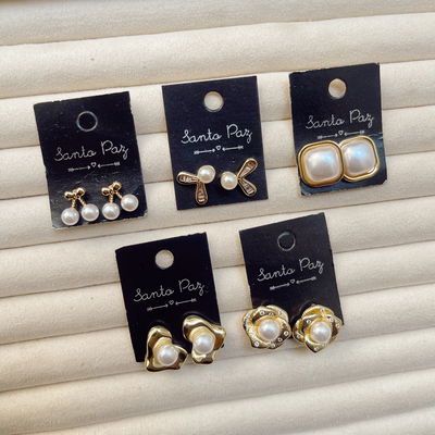 Aros de Acero Dorado - Perlas