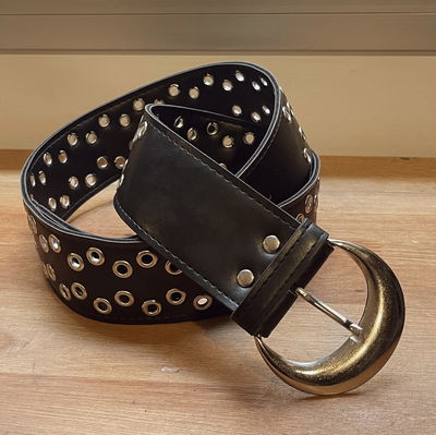 Cintos Negros de Tacha