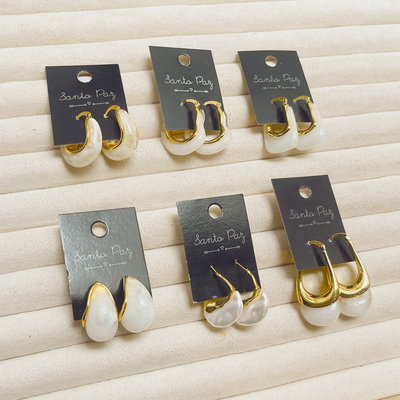 Aros de Acero Dorado - Acrilico