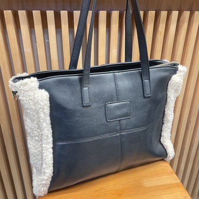 Cartera Peluche