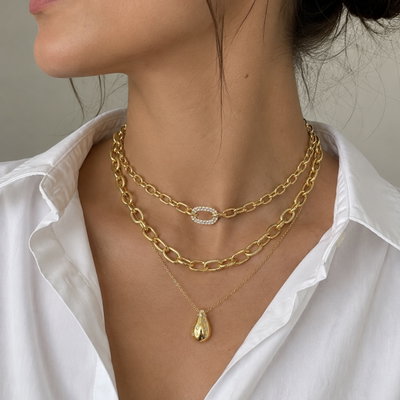 Collar en Acero Dorado