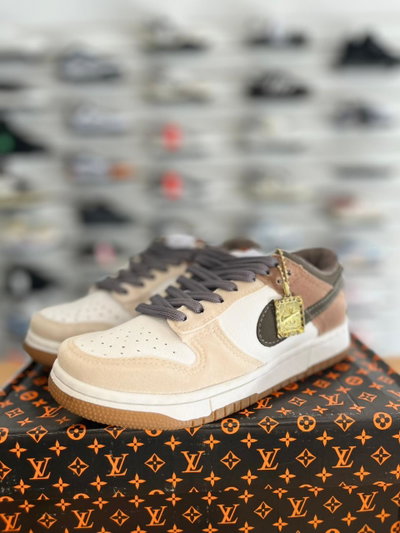 NIKE SB DUNK LOW LOUIS VUITTON MARRON - GRIS