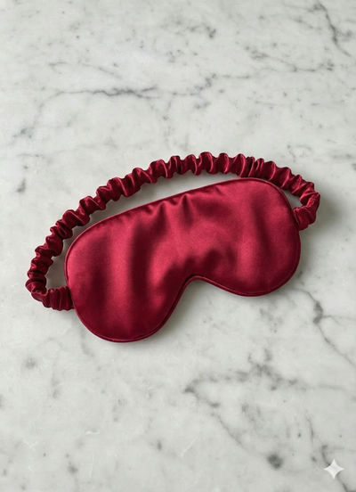 Antifaz de satén rojo 