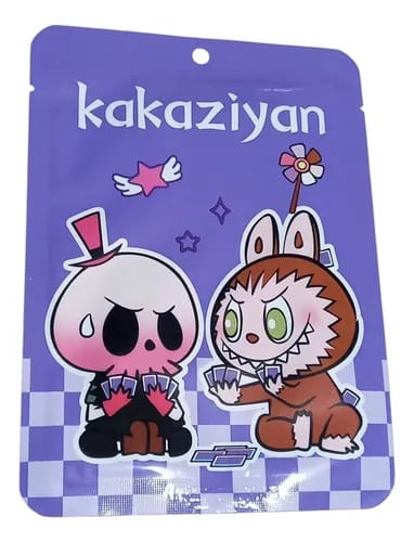 Mascarilla facial labubu