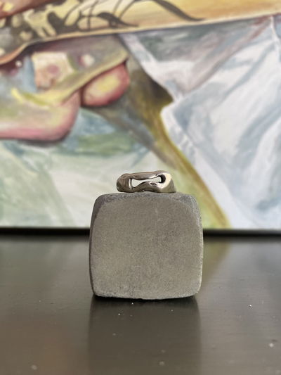 anillo piedra