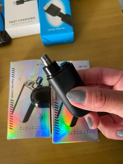 Mini depiladora nasal