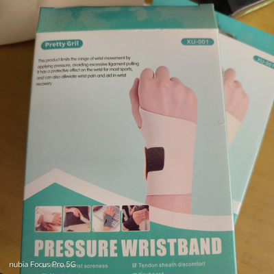 Muñequera brazalete