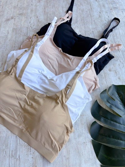 Top sin costura con broche