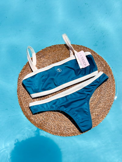 Bikini art 2600