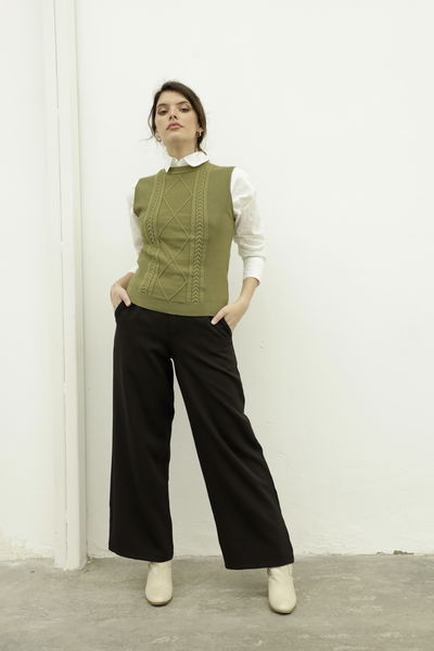 Art.624- Chaleco Rombos y Trenzas de Hilo Bremer