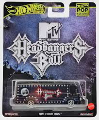 HW Tour Bus