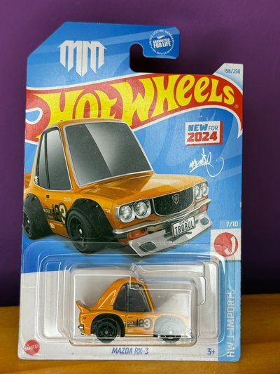 Mazda RX-3 naranja