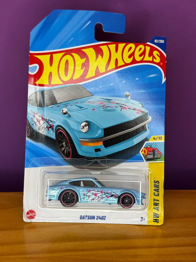 Datsun 240Z celeste