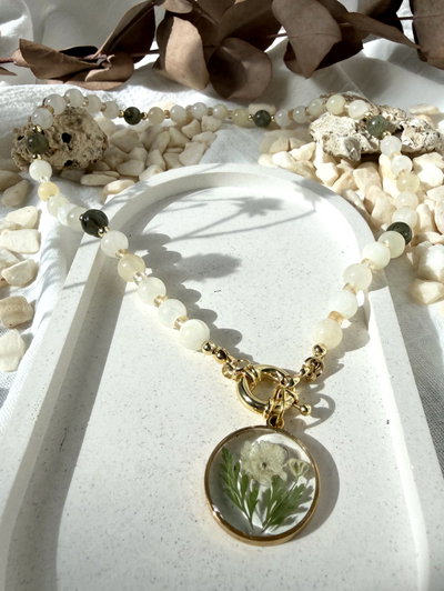 Collar Alba