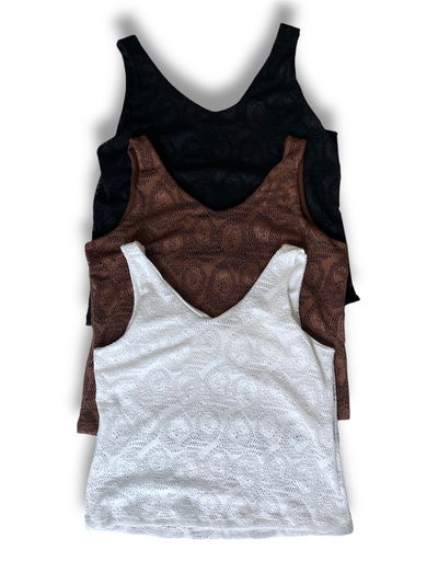 MUSCULOSA CROCHET ESCOTE EN V 