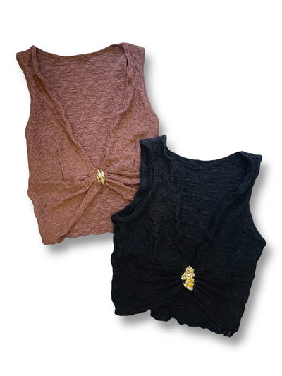 TOP BAMBULA ESCOTE EN V APLIQUE