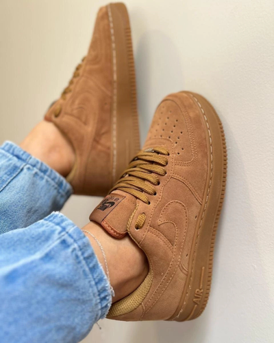 Nike Air Force Marron LUXO