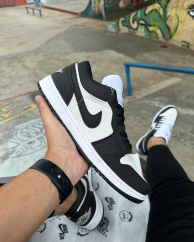 Jordan Low Panda