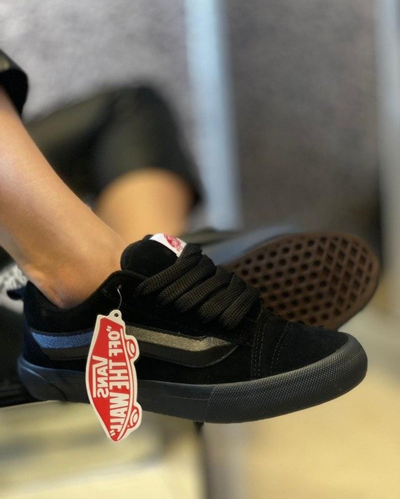 Vans knu black