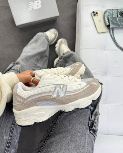 New Balance 1.000 BEGE OFF