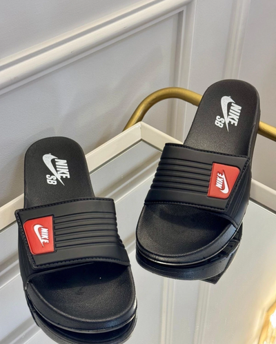 Ojota Nike con velcro