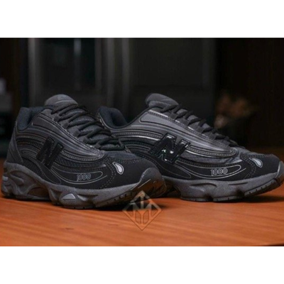 New Balance 1.000 Black