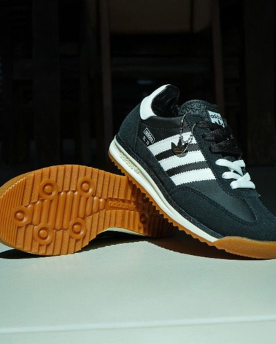 Adidas SL Black