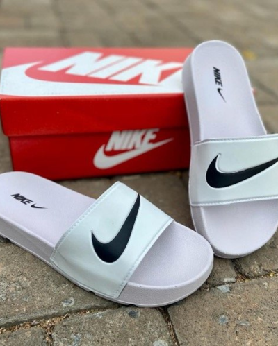Ojotas Nike, blanca