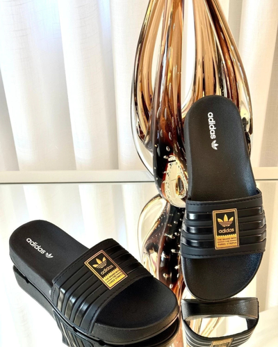 Ojotas Adidas Negro Dorado