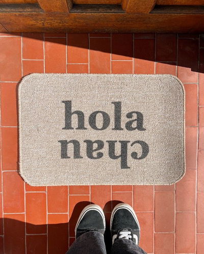 Alfombra de entrada (hola/chau)