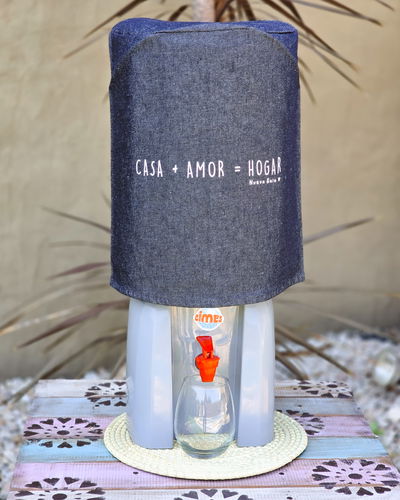 Funda para bidón 20 lts (casa + amor - azul jean)