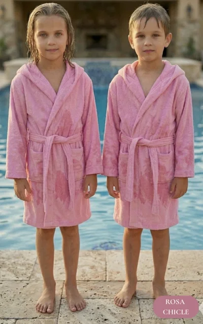 Bata Coral Fleece con Capucha Kids