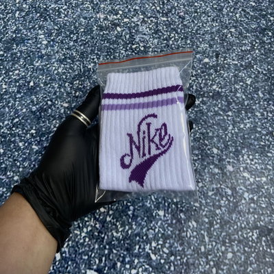 NIKE “VIOLETA”