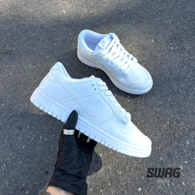 NIKE DUNK - WHITE