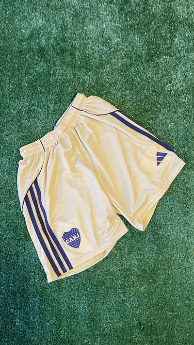 SHORT BOCA JR BEIGE NIÑO 2025